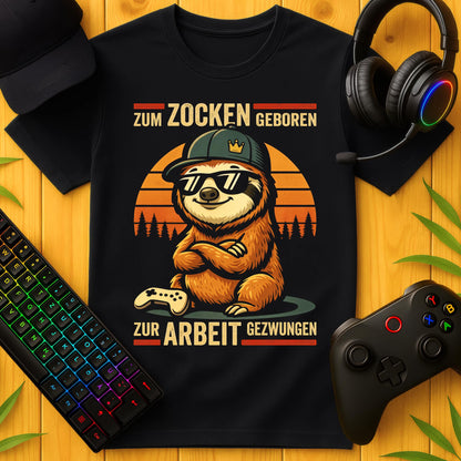 Zum Zocken geboren Sloth T-Shirt